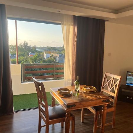 Le Binome Apart otel Grand-Baie Dış mekan fotoğraf