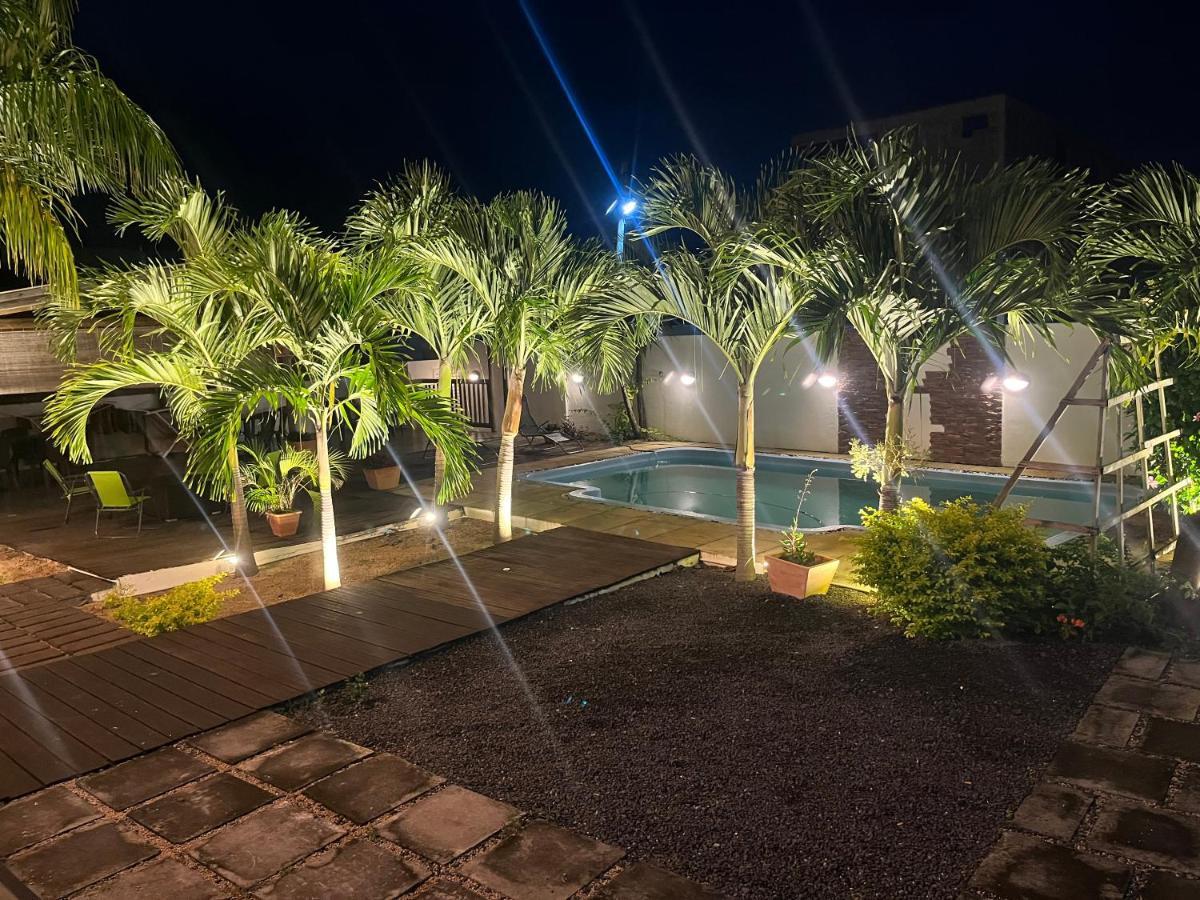 Le Binome Apart otel Grand-Baie Dış mekan fotoğraf