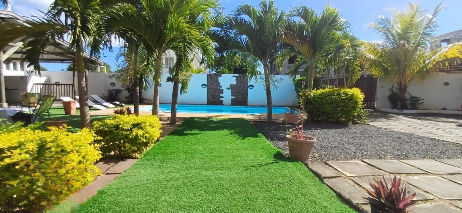 Le Binome Apart otel Grand-Baie Dış mekan fotoğraf